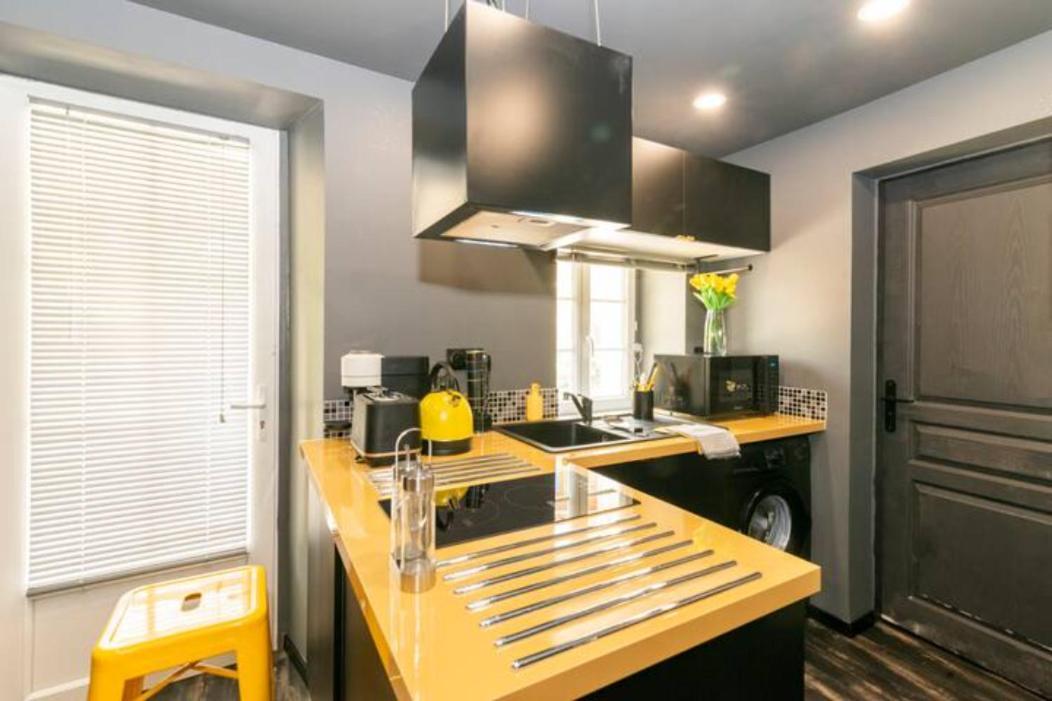 Black & Y'Hello T2 : Wifi/Parking/ 5' Centre-Ville Angouleme Bagian luar foto